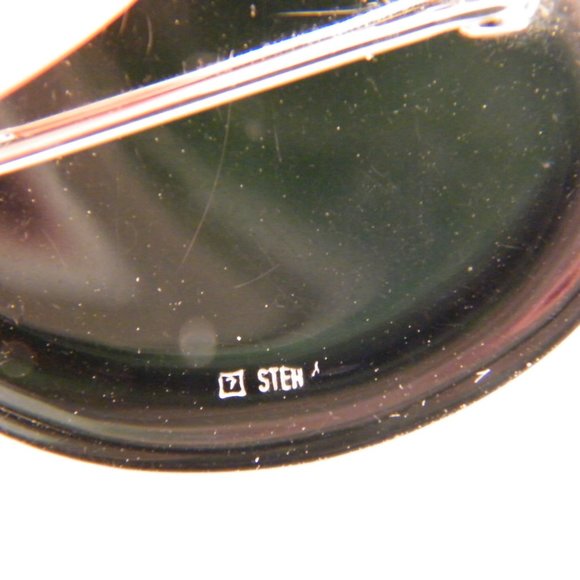 Vintage Sterling Silver Forstner Brooch with Engraved Floral Design - Picture 6 of 7